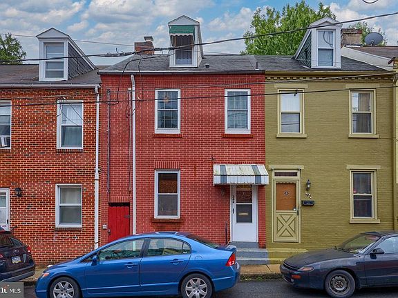 3rd image of 342 E Fulton St