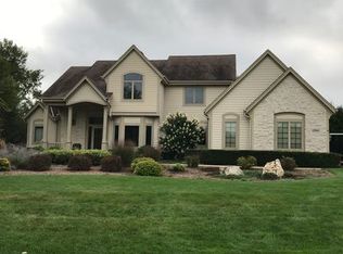 5305 Oldfield Dr, Caledonia, WI 53108