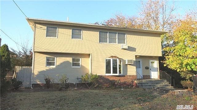1st image of 23 A Nesquake Ave