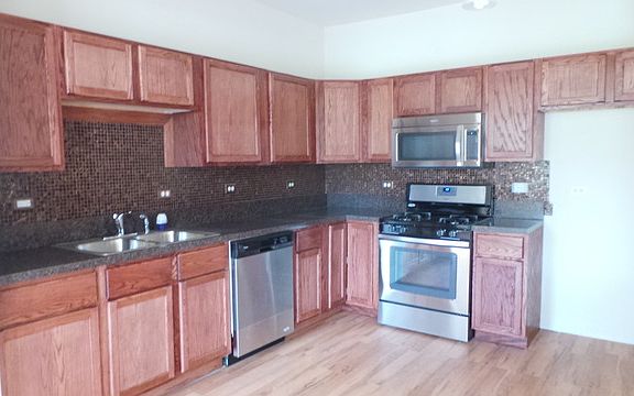 2nd image of 2270 Flagstone Ln #2270