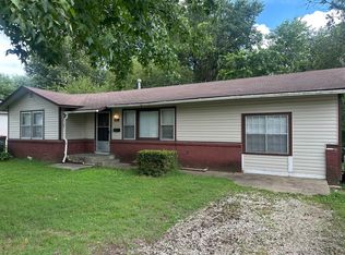 1007 Mayes Ave, Springdale, AR 72764