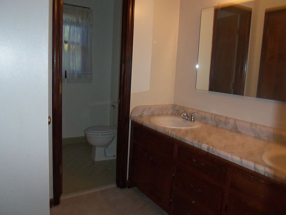 5th image of 3905 Galena Ave