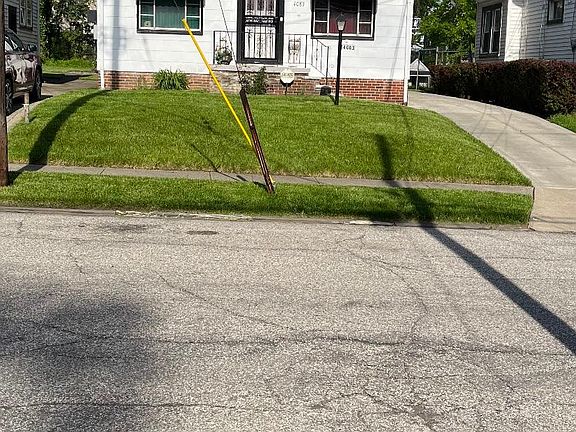 2nd image of 4083 E 106th St