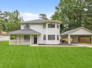 902 Mesquite Dr, Magnolia, TX 77354