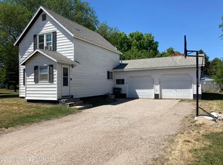 1008 Front St, Hawley, MN 56549