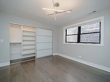 2nd image of 4423 N Ashland Ave #204