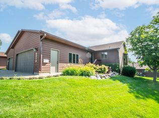 431 E Brandon Dr APT A, Bismarck, ND 58503