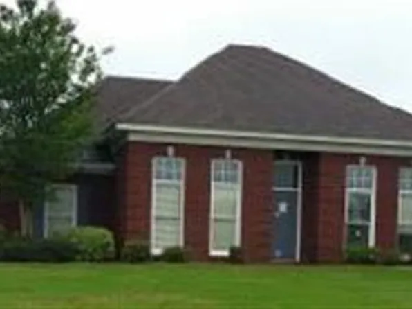 2206 Vaughn Ln, Montgomery, AL 36106