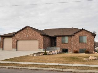 5880 W 5300 S, Hooper, UT 84315