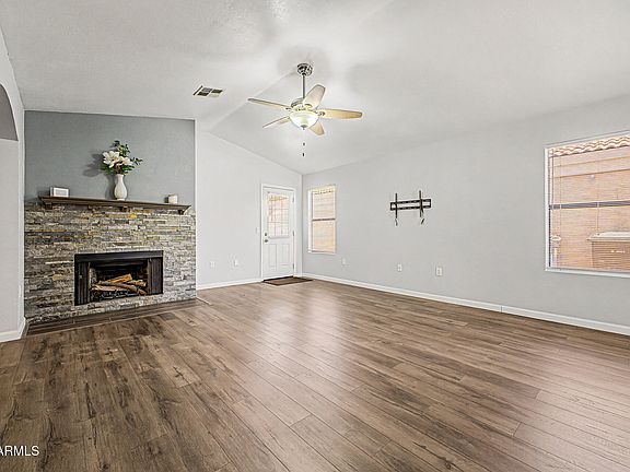 4th image of 1510 E Mineral Road