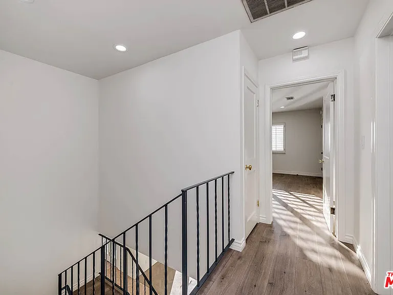 3115 Dona Susana Dr — Photo 24