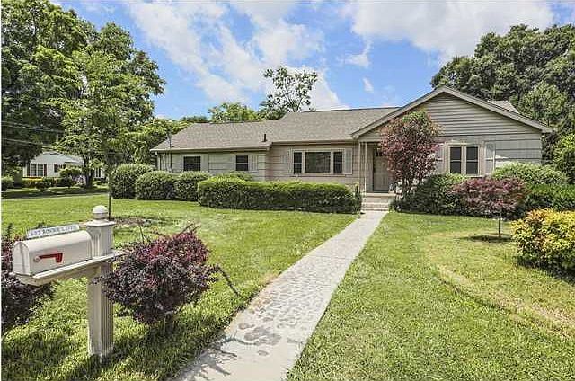 1st image of 607 Bonnie Lassie Ave