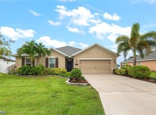 2701 SW 4th Pl, Cape Coral, FL 33914