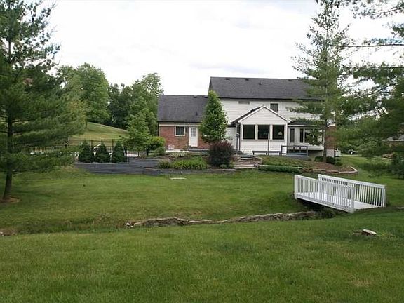 Park-like back yard
