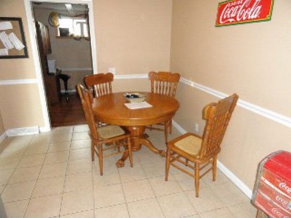 5th image of 845 New Circle Dr
