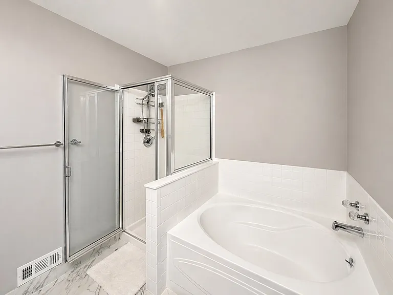 605 Magnolia Ln — Photo 5