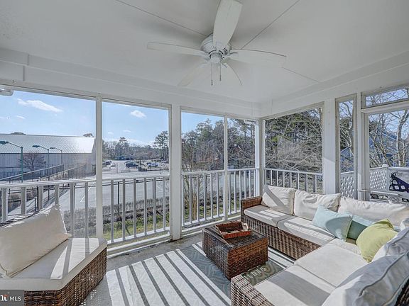 4th image of 33411 Lakeside Cir #12007