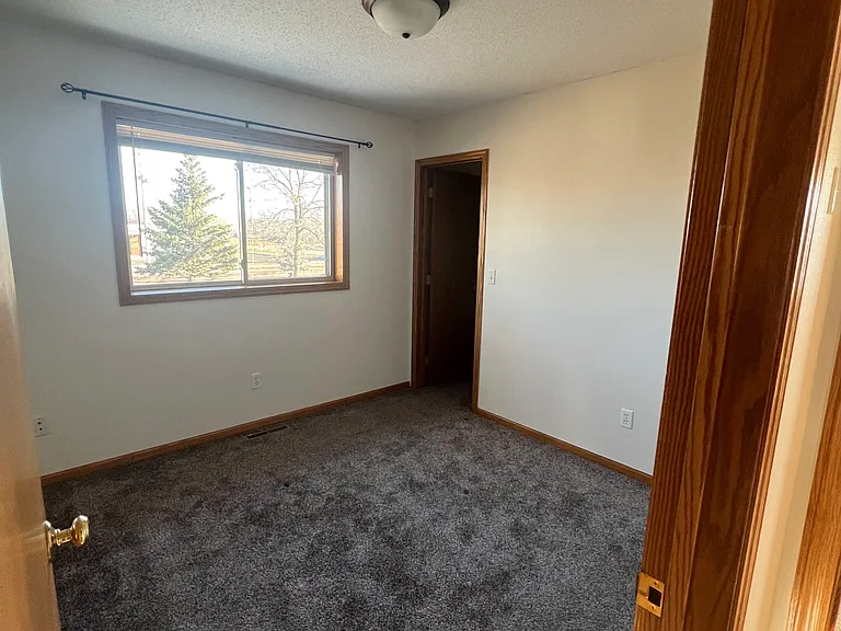 239 Sundance Rd — Photo 12