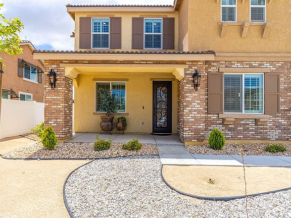 4th image of 2040 Brittlebush St