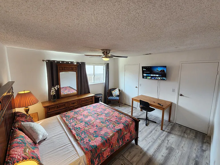 290 W Campus View Dr — Photo 17