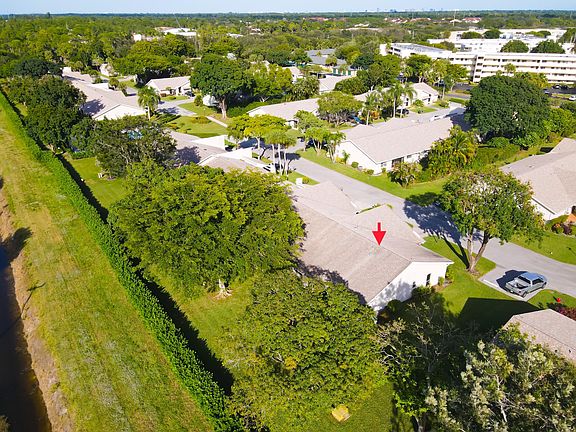 2nd image of 3153 Strawflower Way