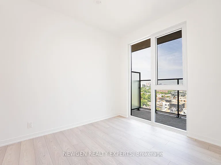 285 Dufferin St #1203 — Photo 19