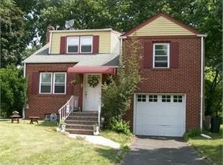 54 Sherwood Rd, Springfield, NJ 07081