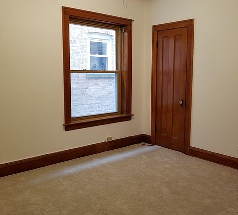 5th image of 5922 N Melvina Ave #2