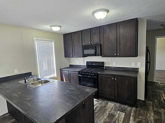 2nd image of 2737 W Washington Ctr #204