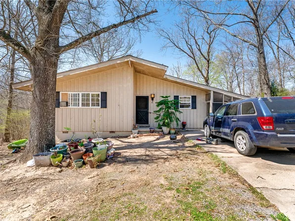 2 Hindon Ln, Bella Vista, AR 72715