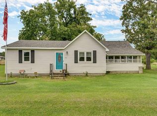 704 E Main St, Miller, MO 65707