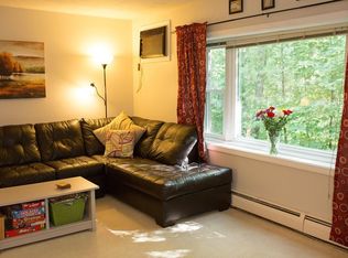 20 Lawrence Rd APT 8, Rowley, MA 01969