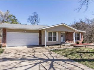 2142 Parkton Way, Barnhart, MO 63012