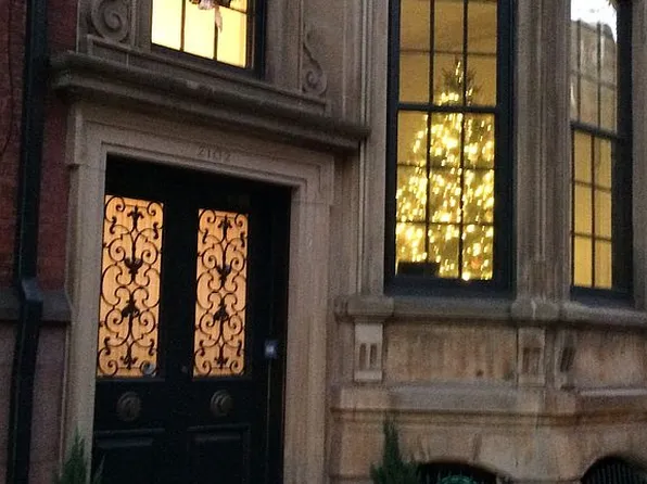 2102 Spruce St, Philadelphia, PA 19103