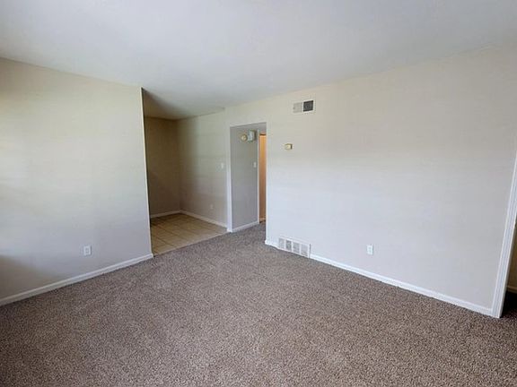 2nd image of 1030 Novarese St APT 7