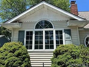4 Orton Dr photo 1