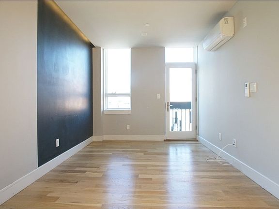 4th image of 200 Clifton Pl #4A