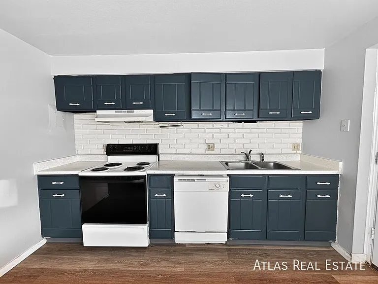 2855 Montebello Dr W #2 — Photo 11