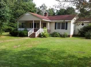 145 Nelson Cir, Manning, SC 29102