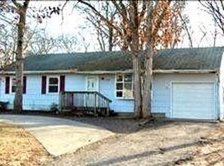 135 Nautilus Dr, Manahawkin, NJ 08050