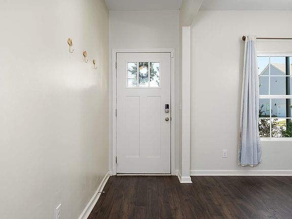 2nd image of 22733 Joselyn Green Dr