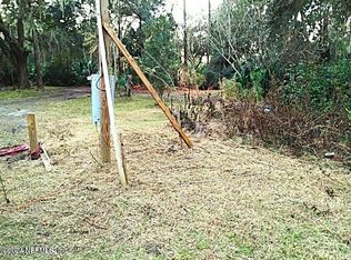 104 Riverside Ln, Palatka, FL 32177