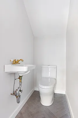 Rented by Corcoran | media 21