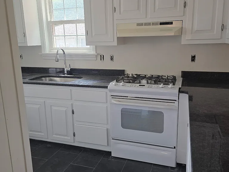 3410 Stuart Ave #1 — Photo 6