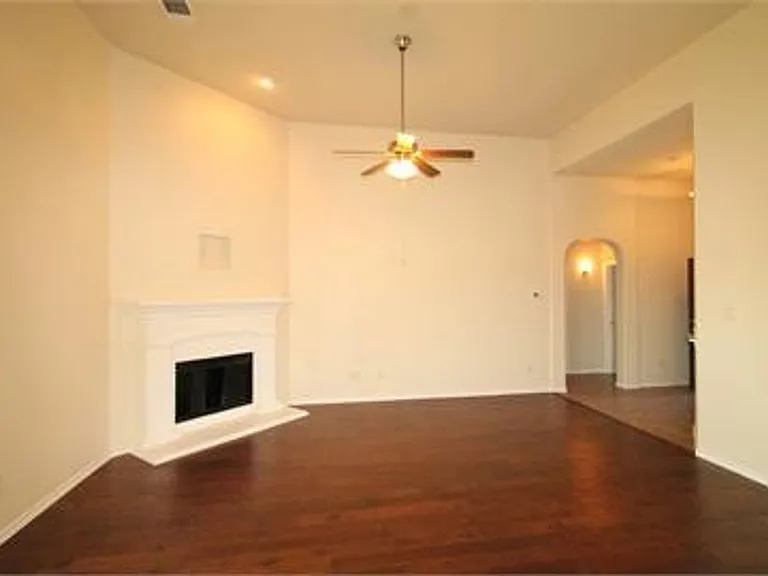 1416 Amazon Dr — Photo 7