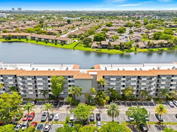 4025 N Nob Hill Rd APT 301, Fort Lauderdale, FL 33351