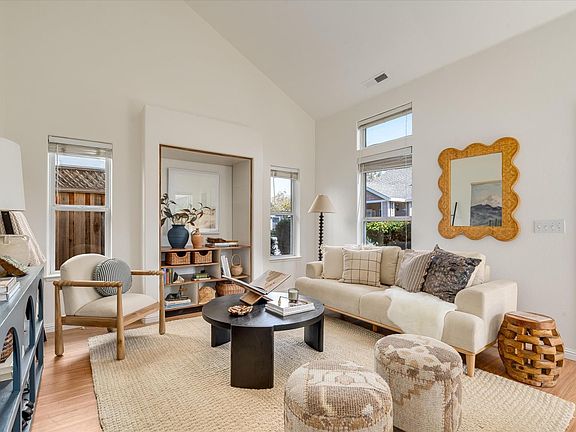 5th image of 2821 Bay Village Ave