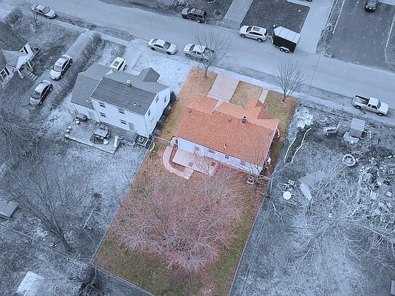 4th image of 3004 Larue Dr