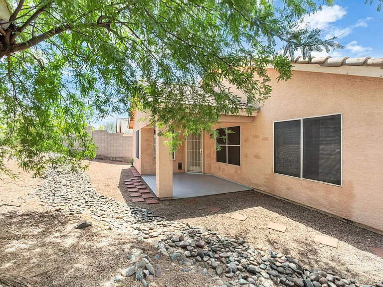 1520 E Villa Rita Dr — Photo 35