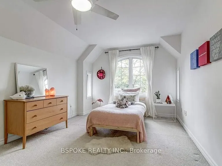 35 Bannon Ave — Photo 8